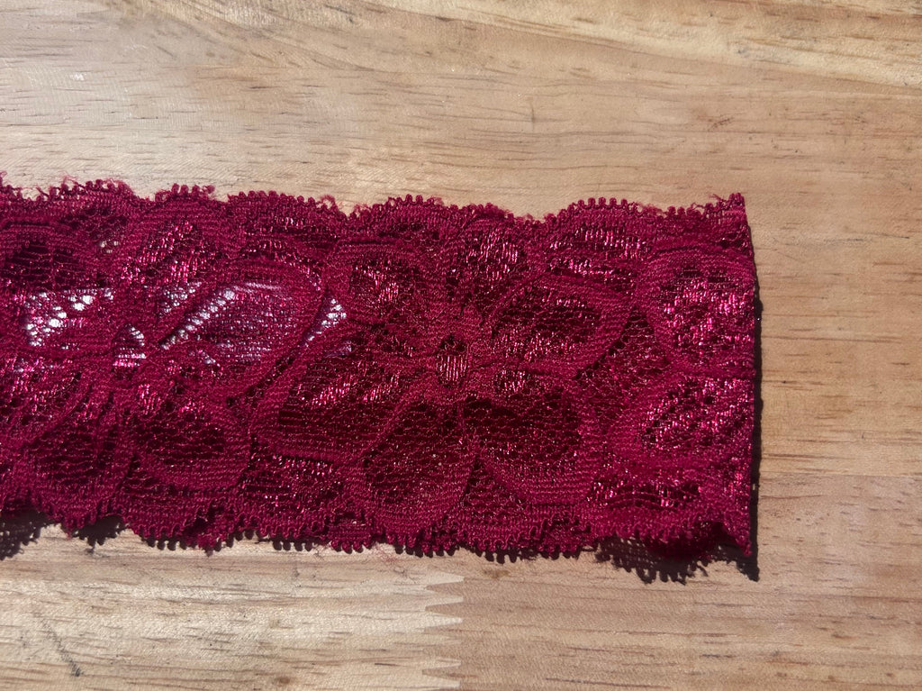 Dentelle Fleur rouge