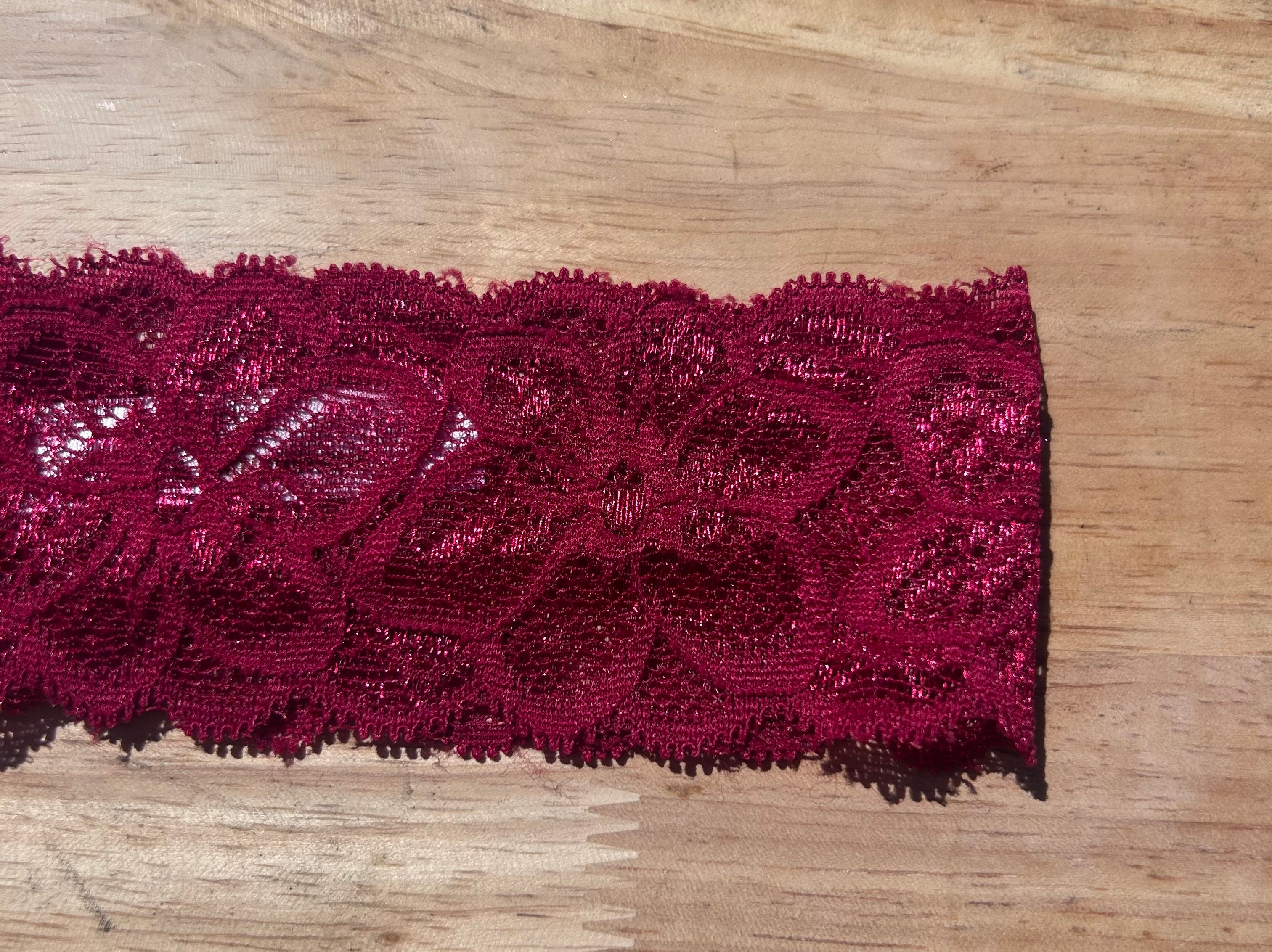 Dentelle Fleur rouge